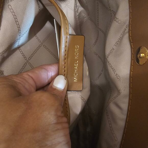 NWOT Michael Kors Canvas Clutch with Strap - Picture 8 of 9